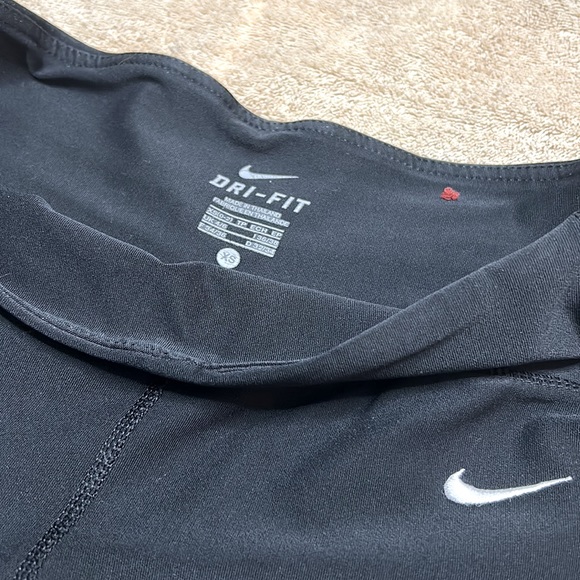 Nike Dri-Fit Crop Yoga Pants - Picture 3 of 7